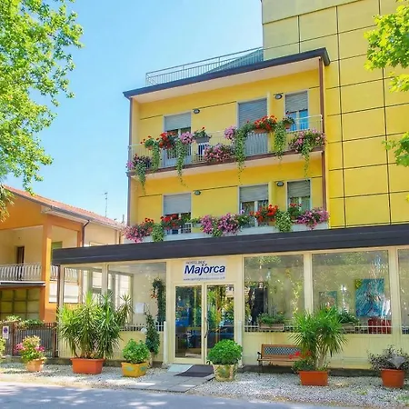 Majorca & Breakfast 2* Cesenatico