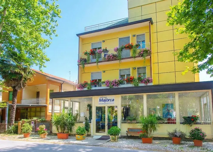 Majorca & Breakfast 2* Cesenatico